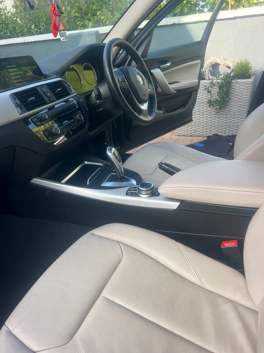BMW 1-Series 2018 - Image 4