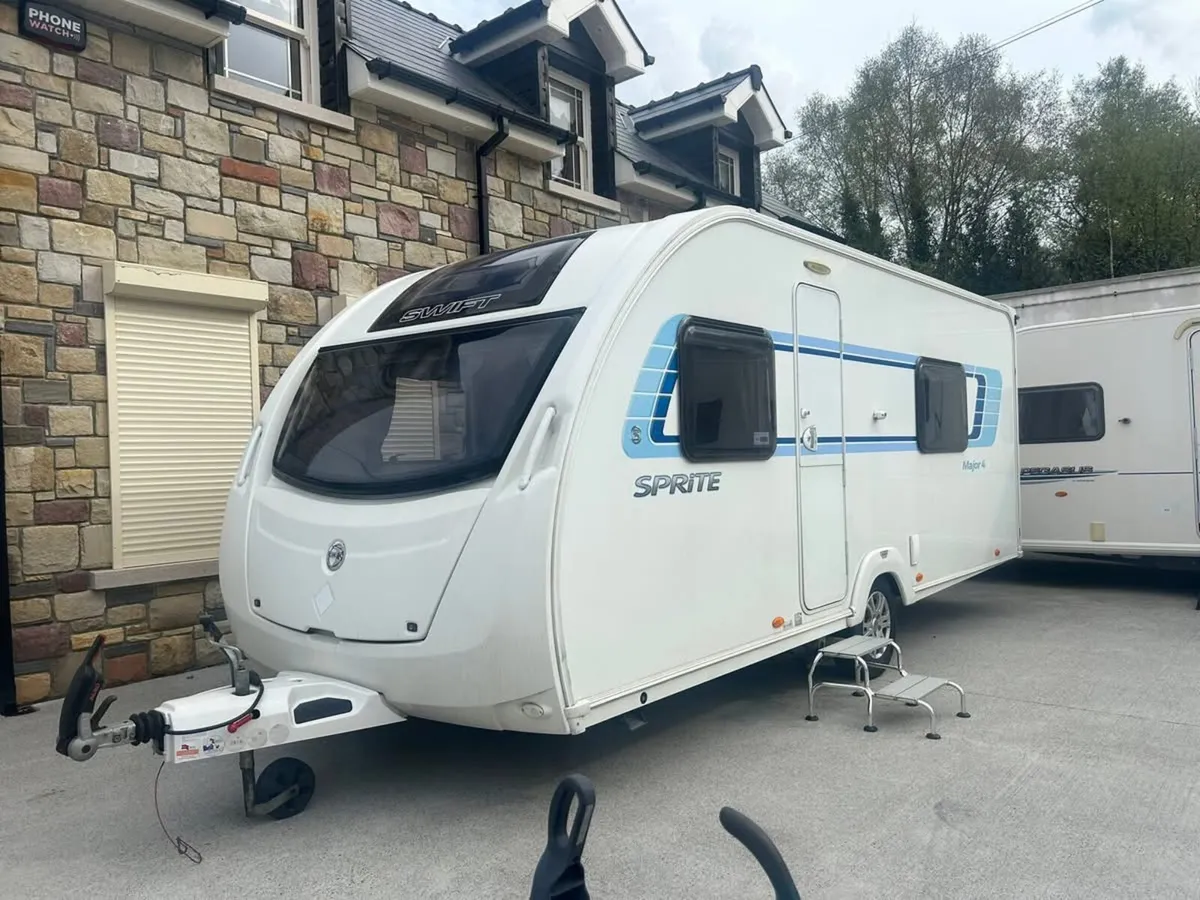 Caravan - Image 1