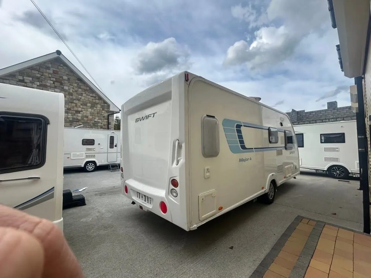 Caravan - Image 3