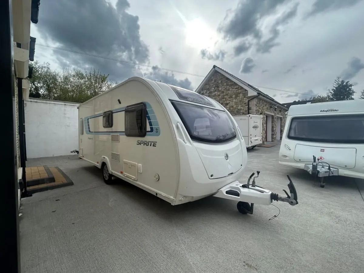 Caravan - Image 4
