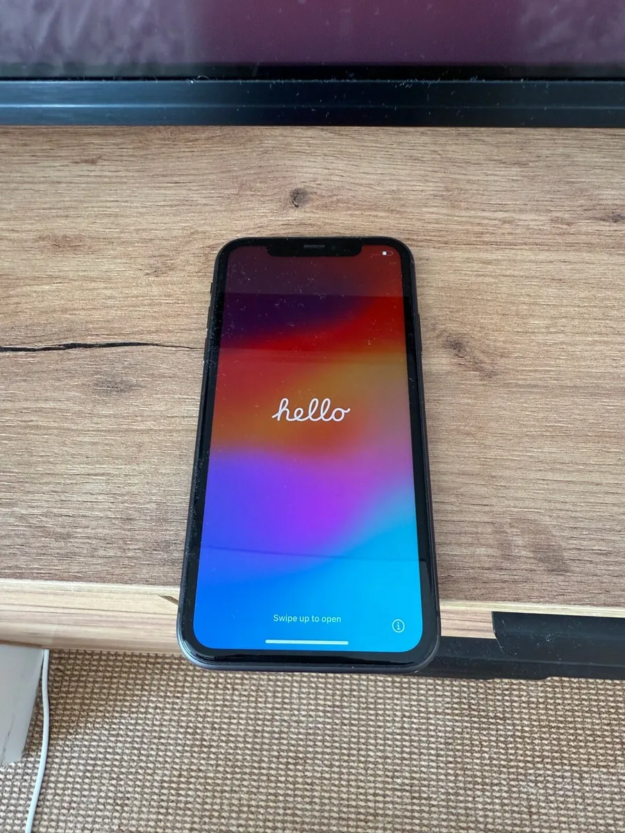 Iphone 11 - Image 1