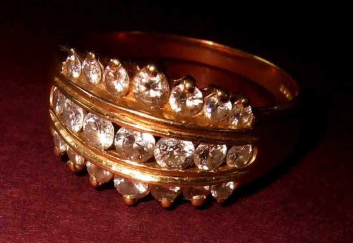 Fully Cert Vintage 18ct Gold/Diamond Coronet Ring - Image 3