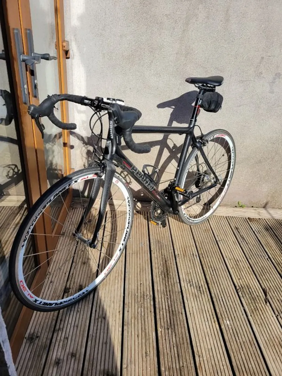 Pro Carbon Road Bike - SRAM Rival - Size 56cm (Large) - Full Package! - Image 4