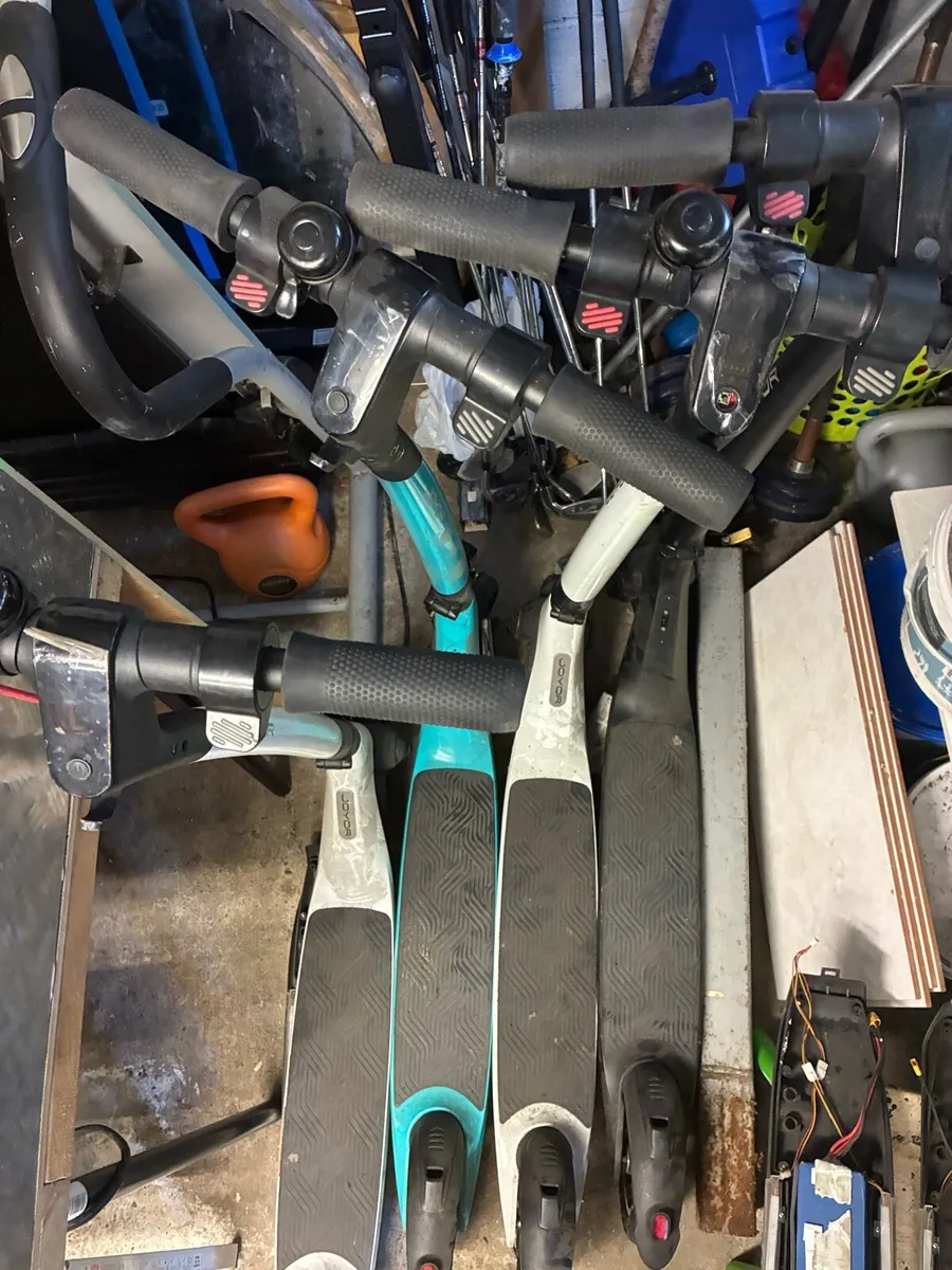 Job Lot Joyor scooters (Need work) - Image 4