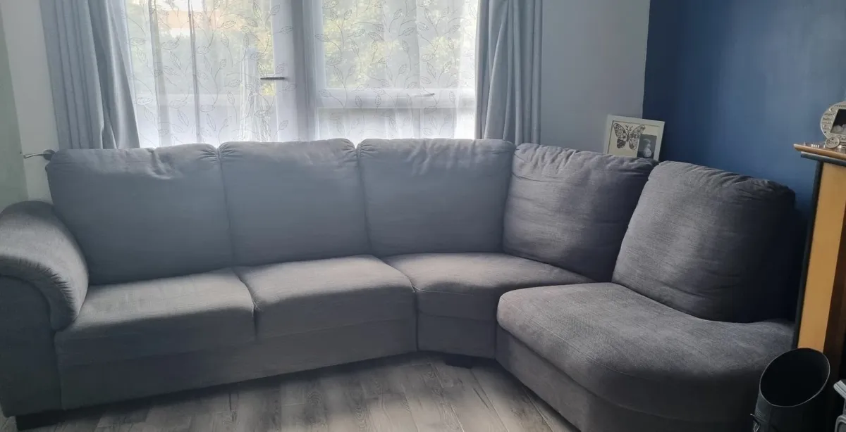 Sofa - Image 4