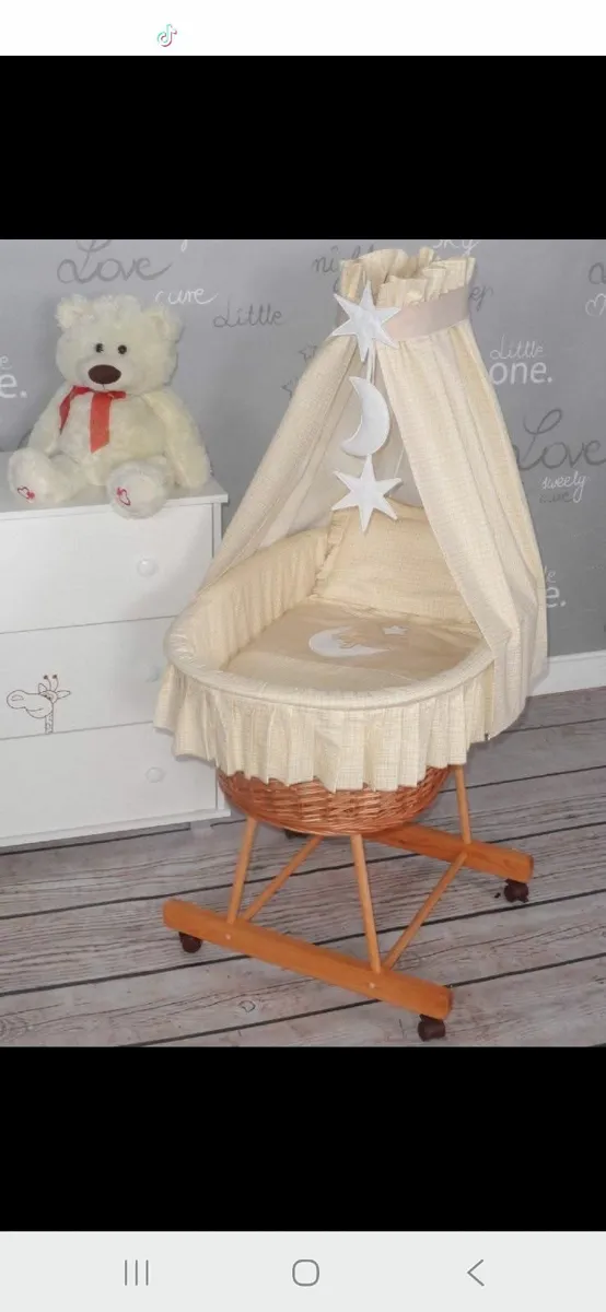 SALE !!! New moses basket in 2 colours - Image 1