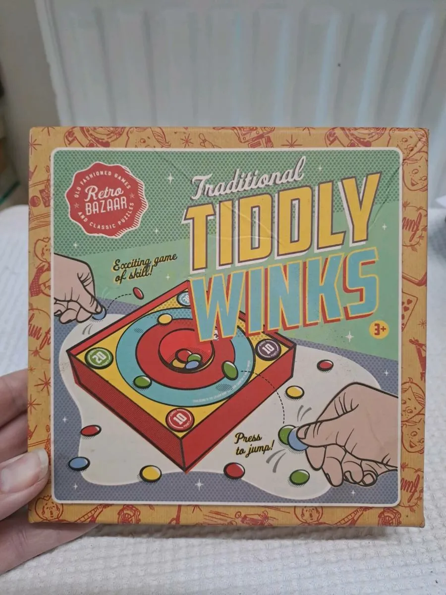 Vintage Traditional Tiddly Winks game - Image 2