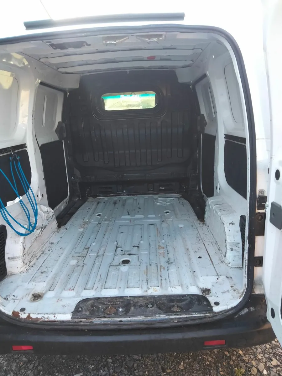 Nissan NV200 2013 - Image 4