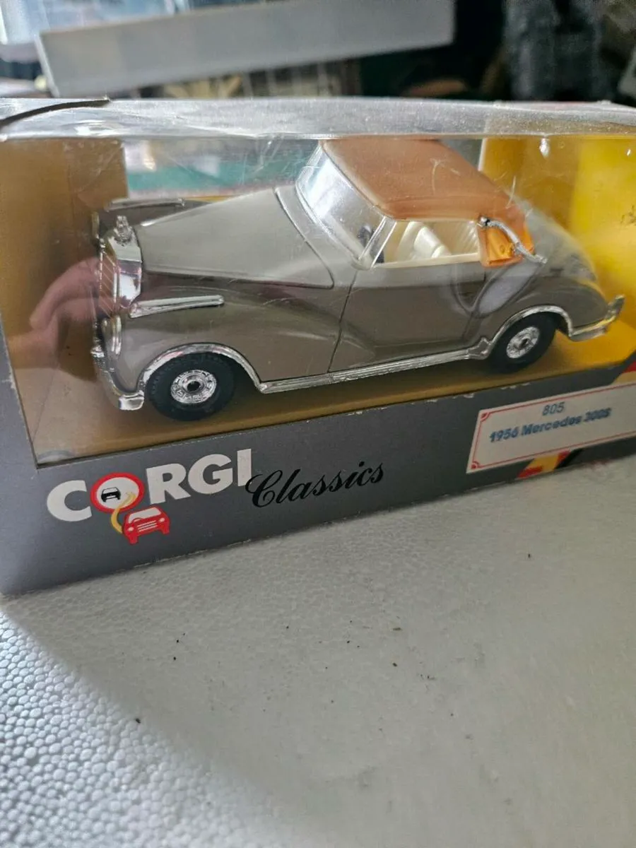 Corgi Mercedes - Image 2