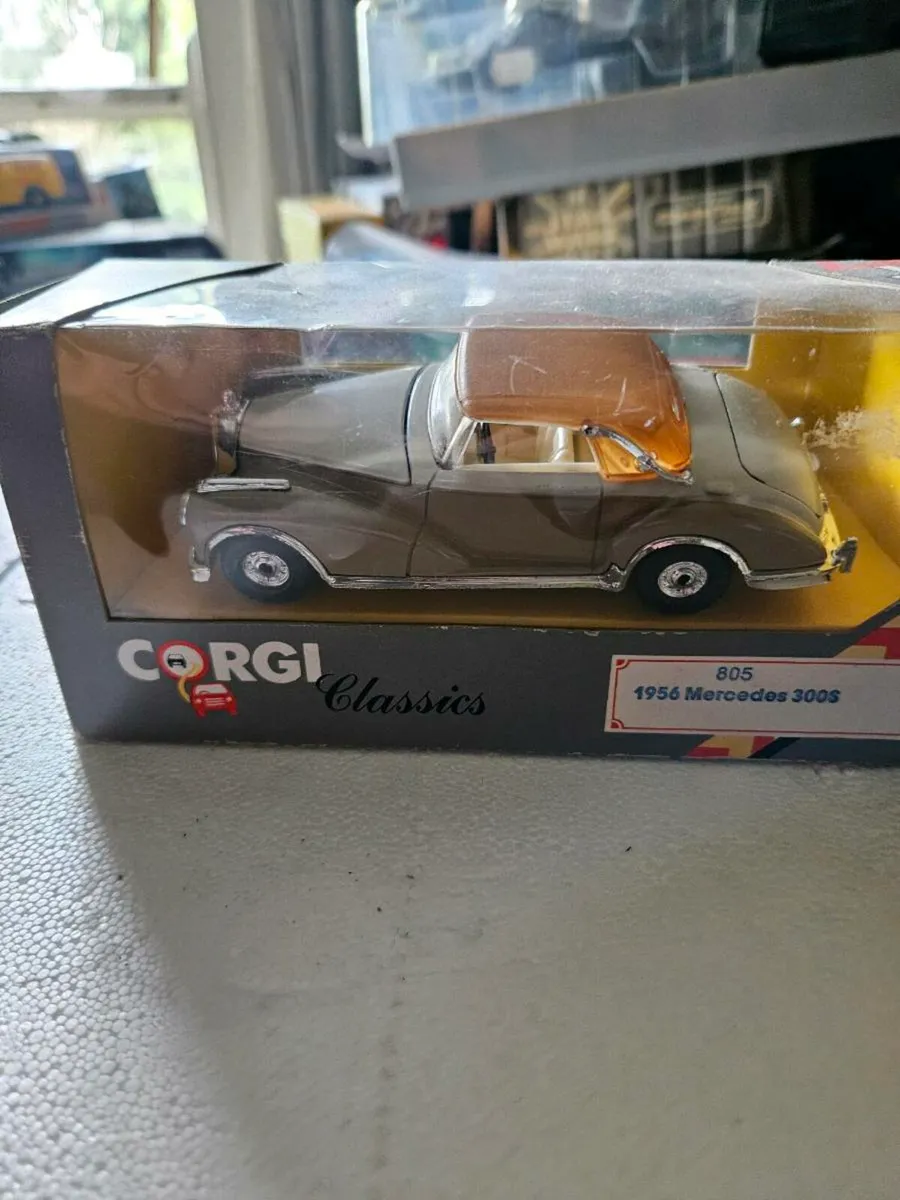 Corgi Mercedes - Image 3