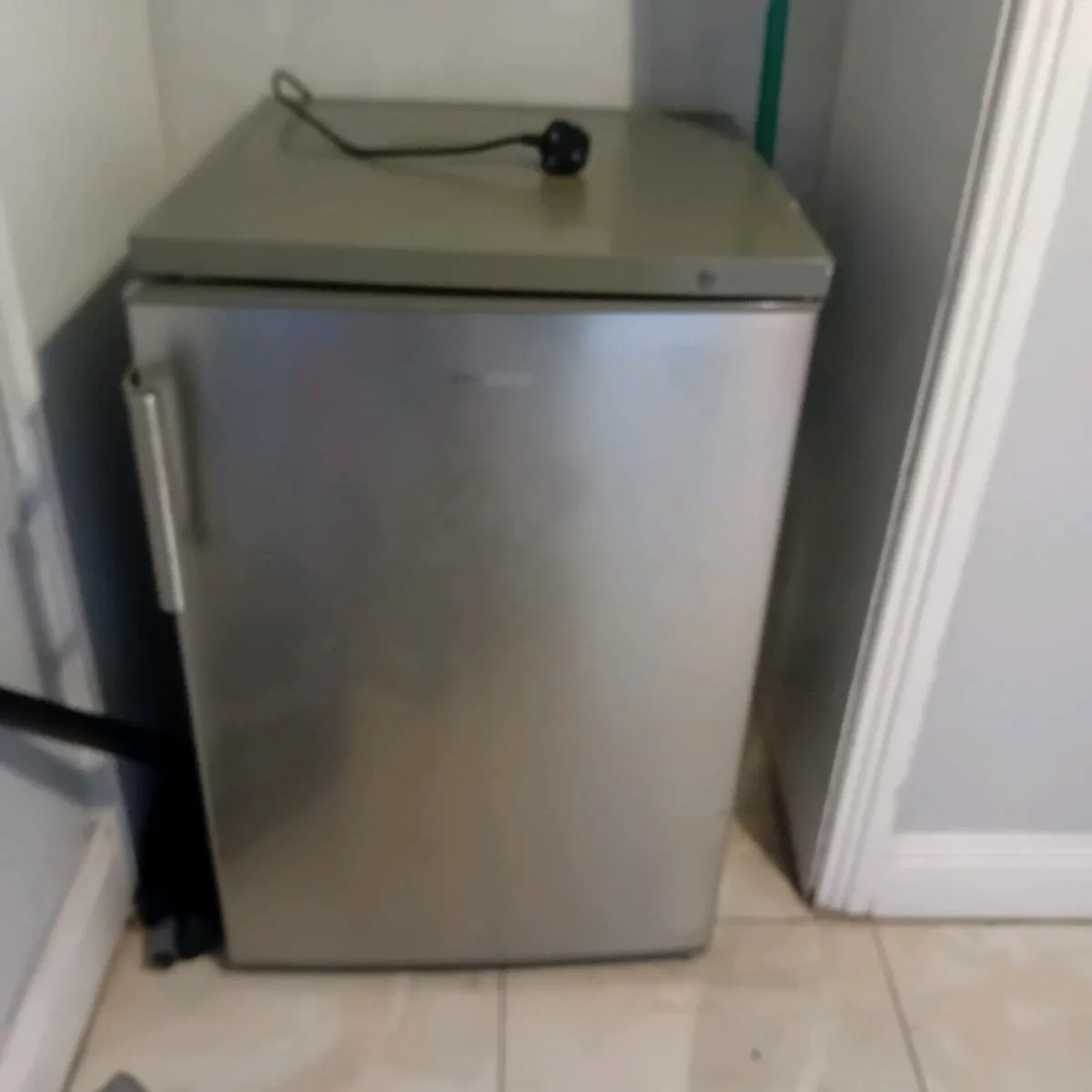 Under counter freezer - Image 1