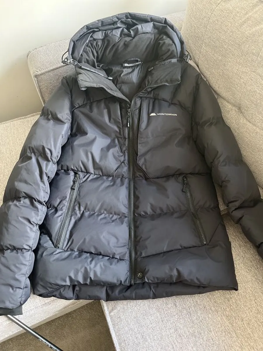Monterrain Black Jacket - Image 1