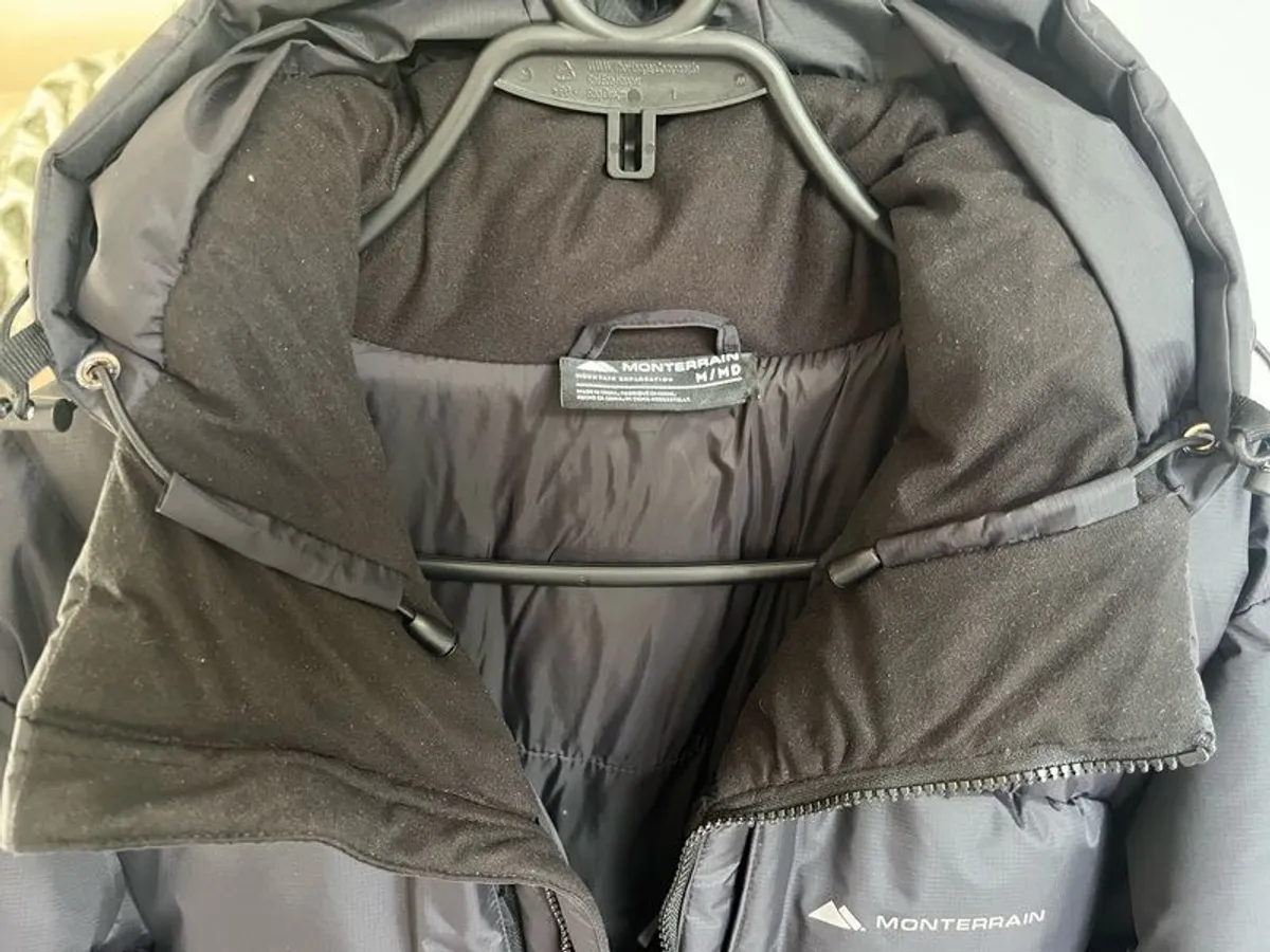 Monterrain Black Jacket - Image 3