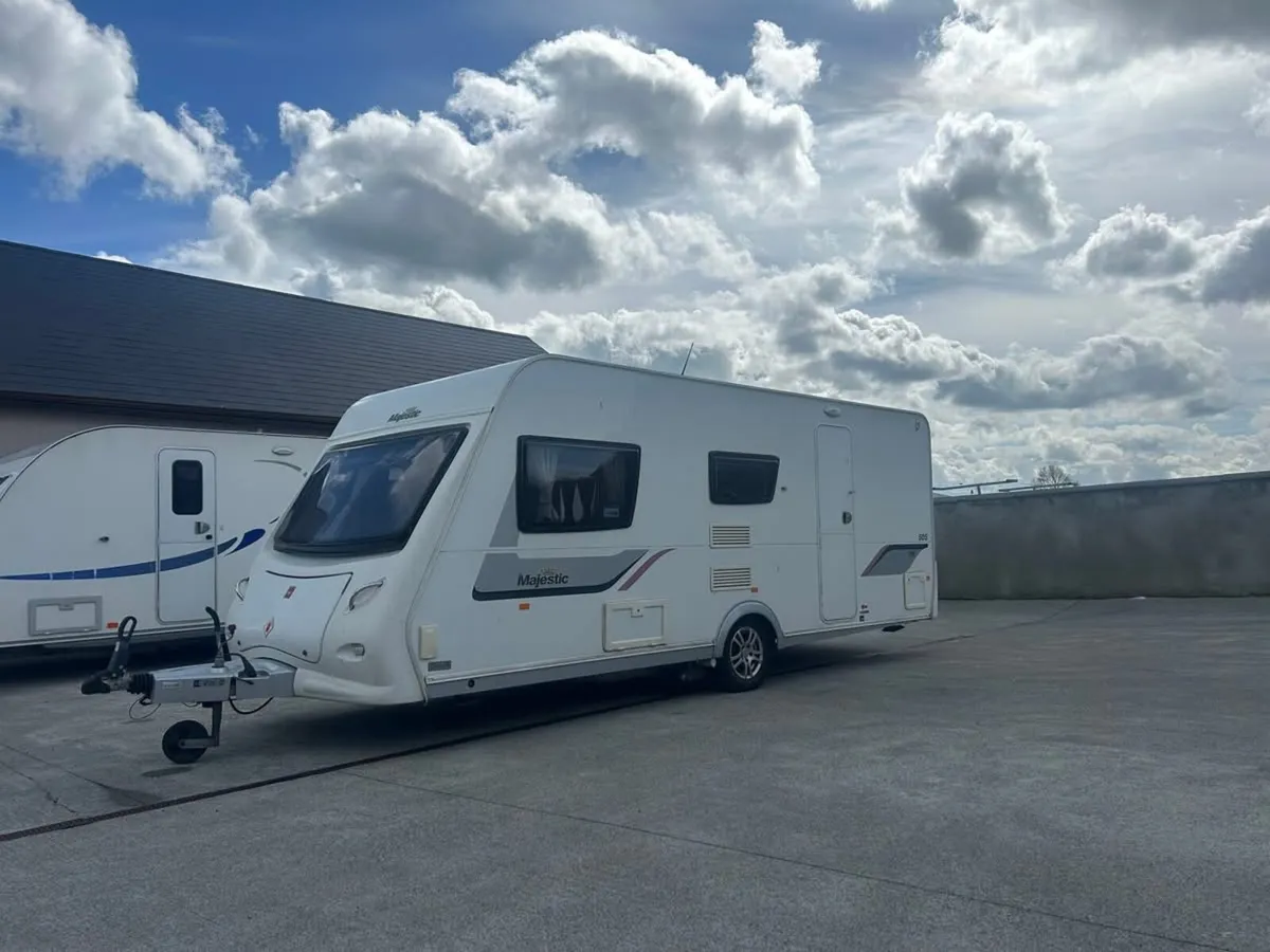 Caravan - Image 1