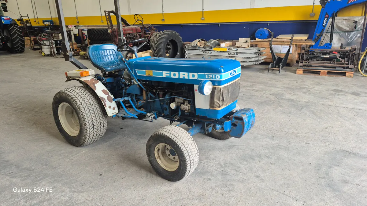 Tractors - Image 3