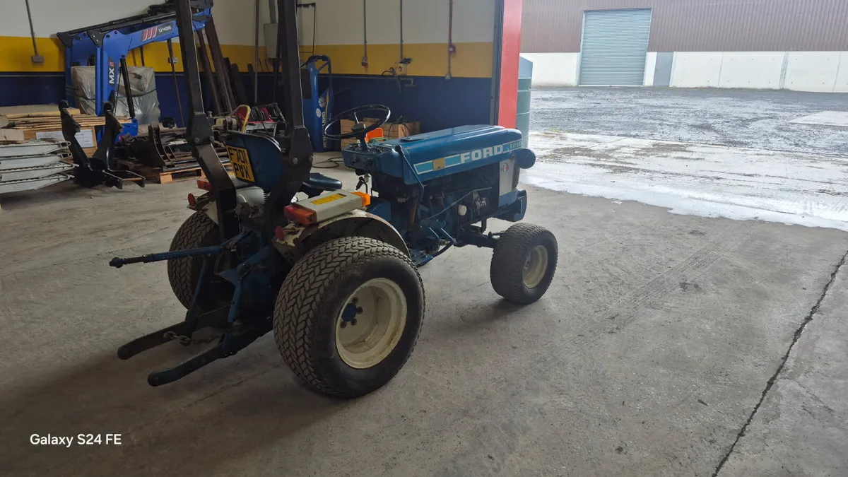 Tractors - Image 4