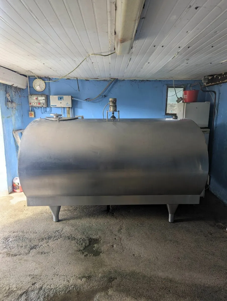 Milk tank - Image 1