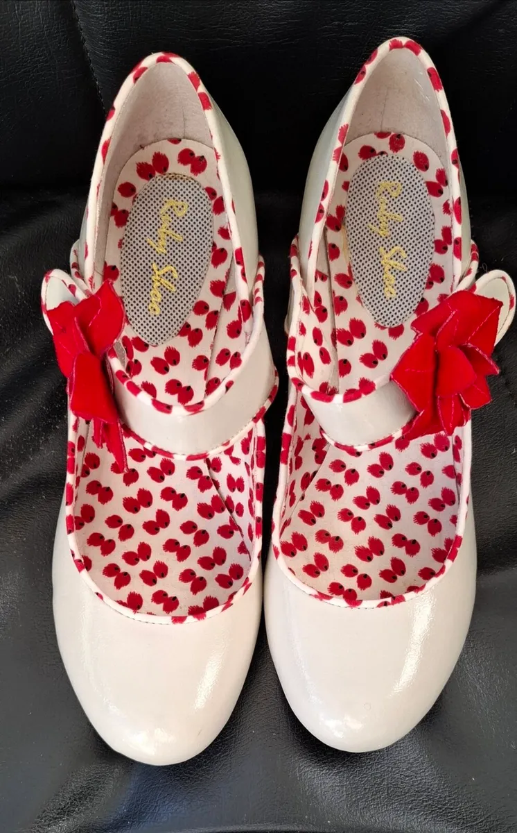 RubyShoos size 8 with matching bag - Image 3