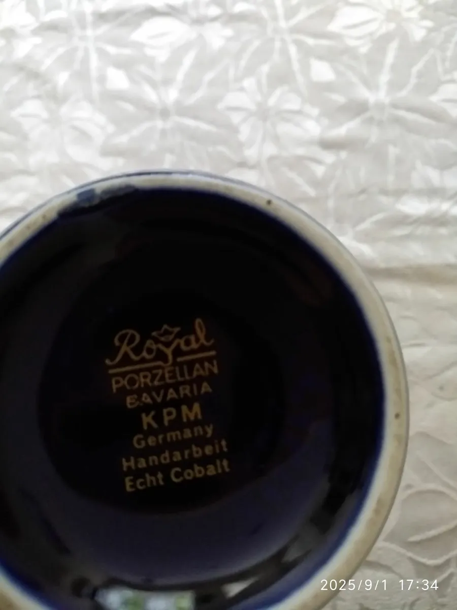 The vase - Image 2
