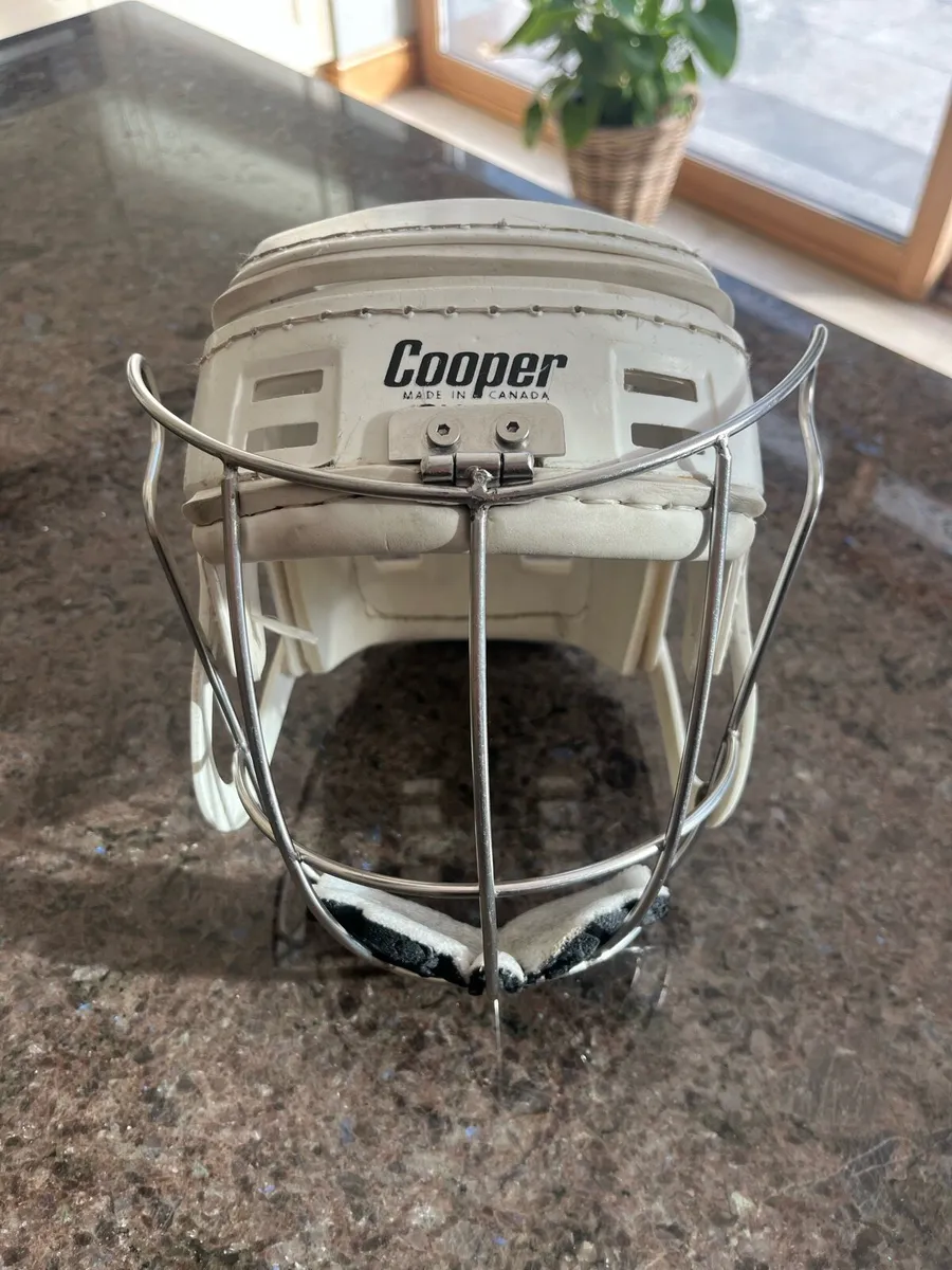 White cooper helmet - Image 1