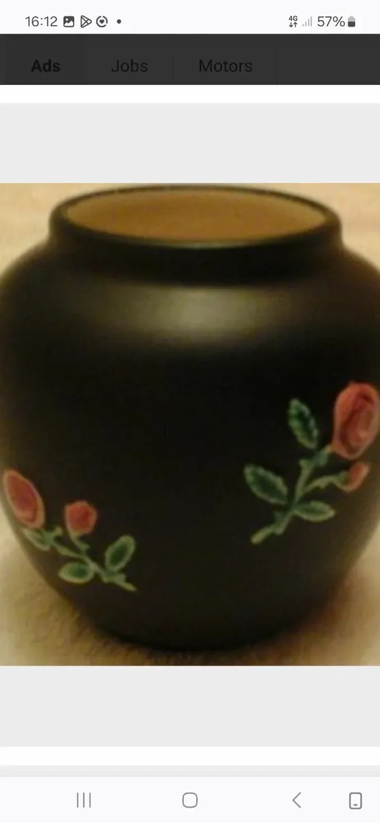 Pretty vase - Image 1
