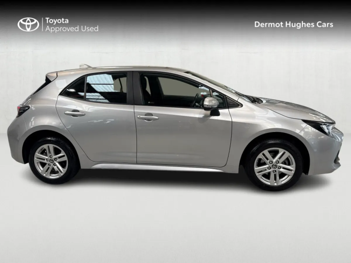 Toyota Corolla COROLLA HYBRID LUNA H/B - Image 3