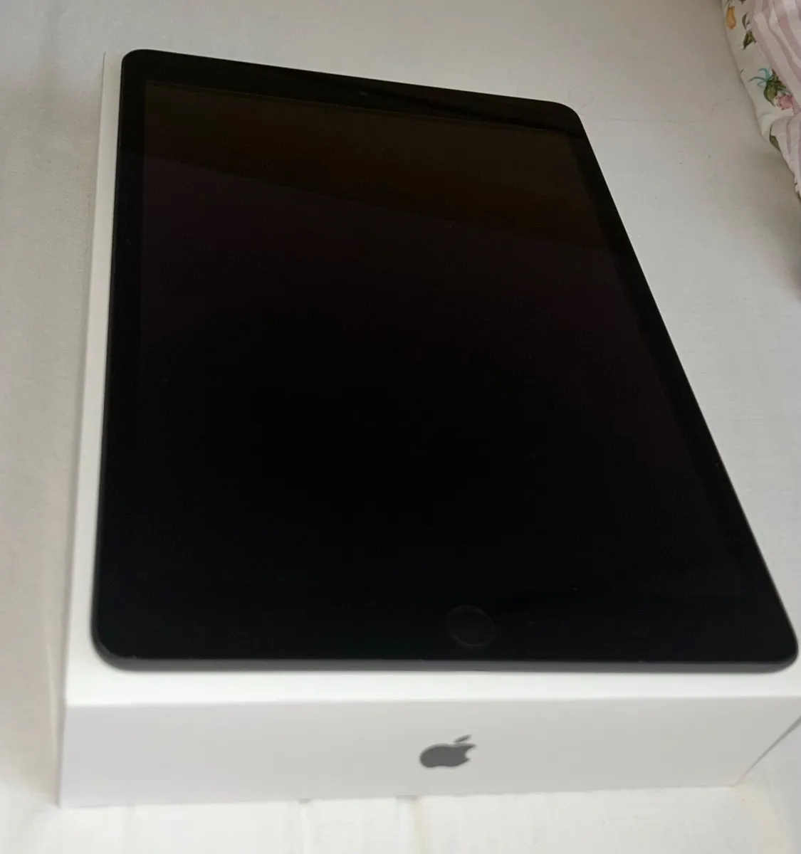 Ipad (9th generation) Wi-Fi Space Grey - Image 1