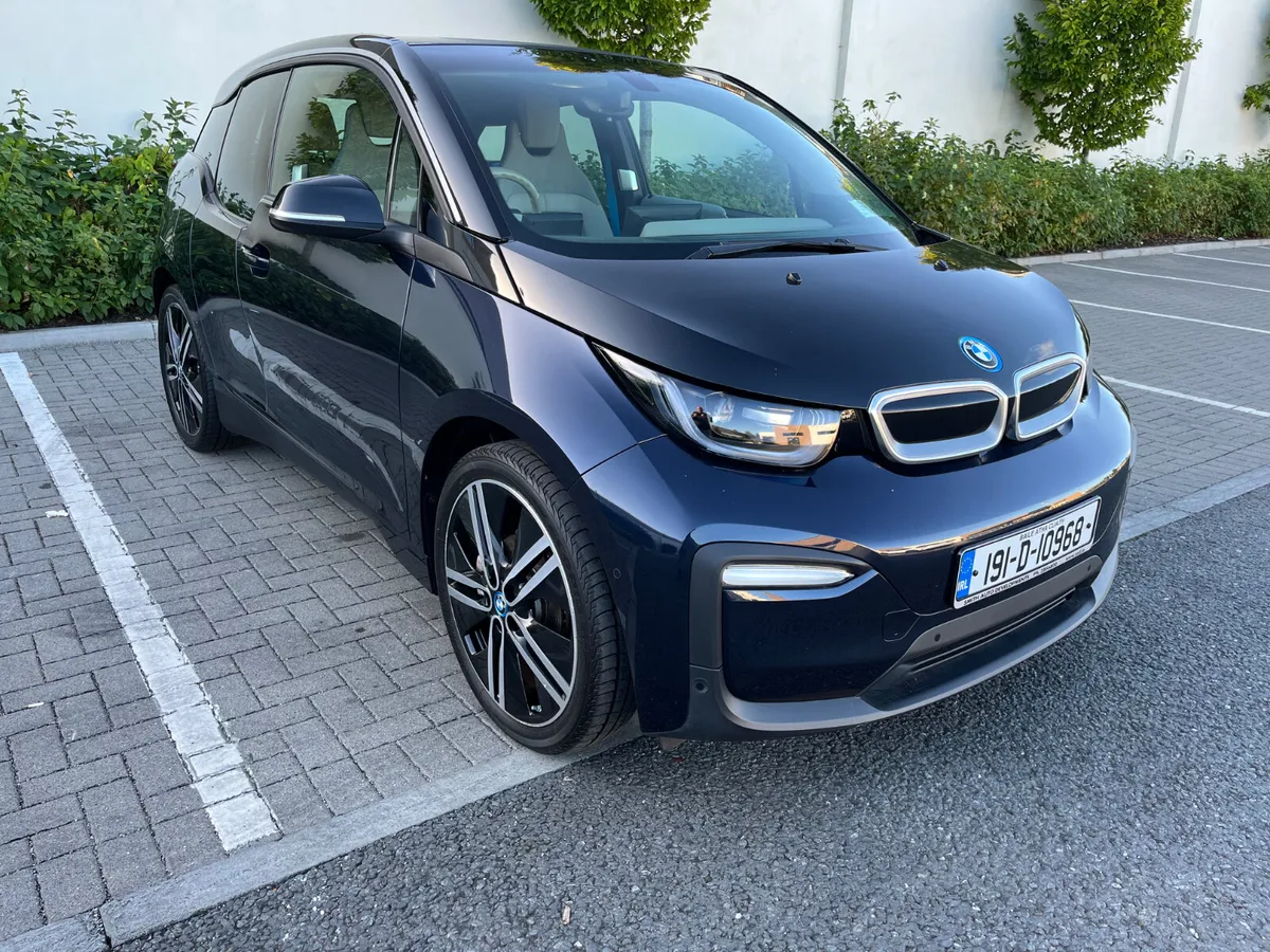 BMW i3 2019.LOW MILEAGE,LIKE NEW - Image 1