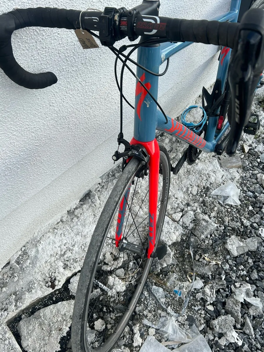 Specialized road bike - Image 3