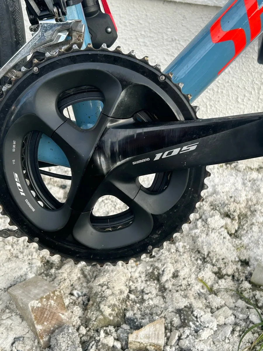 Specialized road bike - Image 4