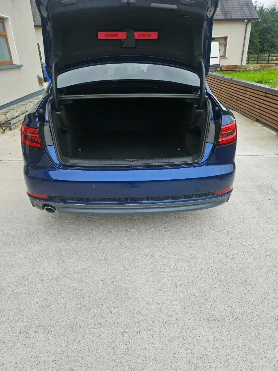 Audi A4 - Image 4