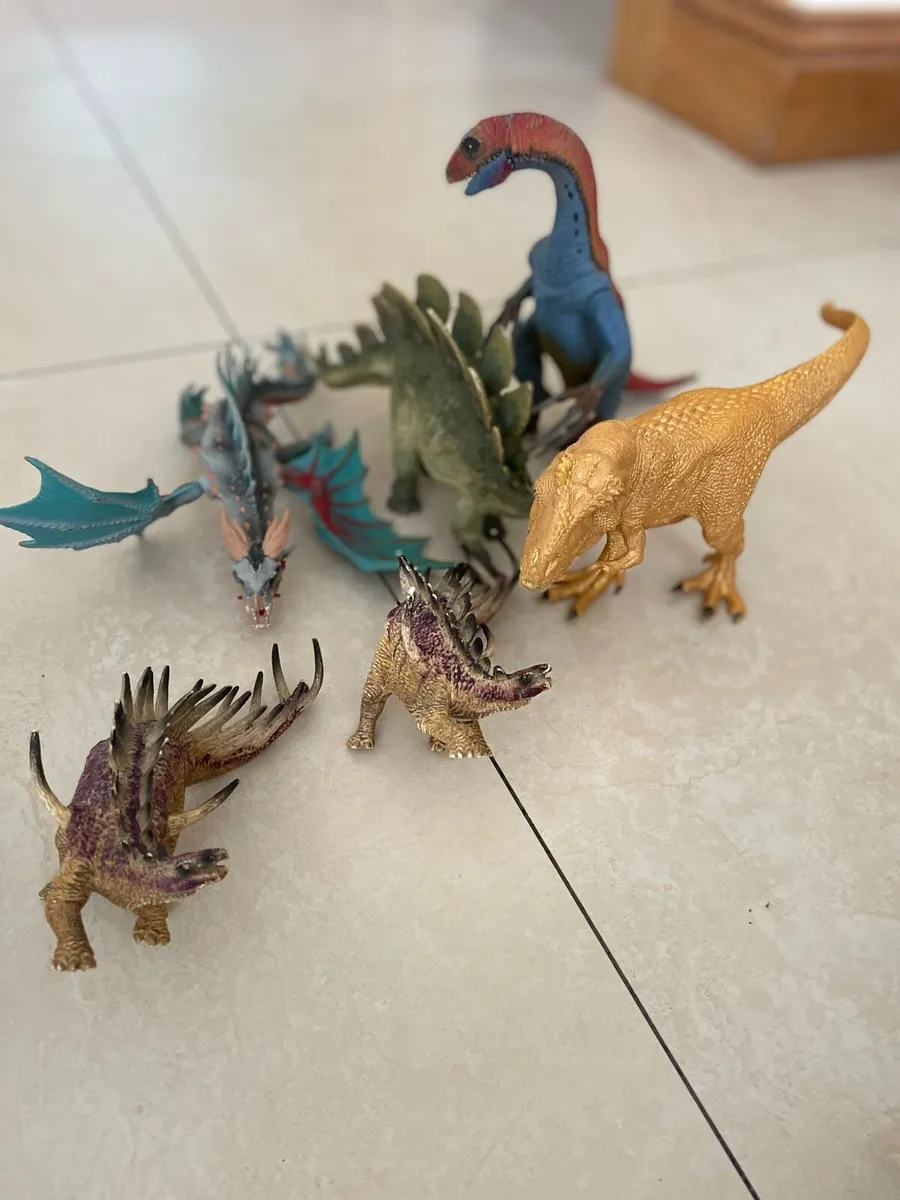 Dinosaur toys bundle - Image 2