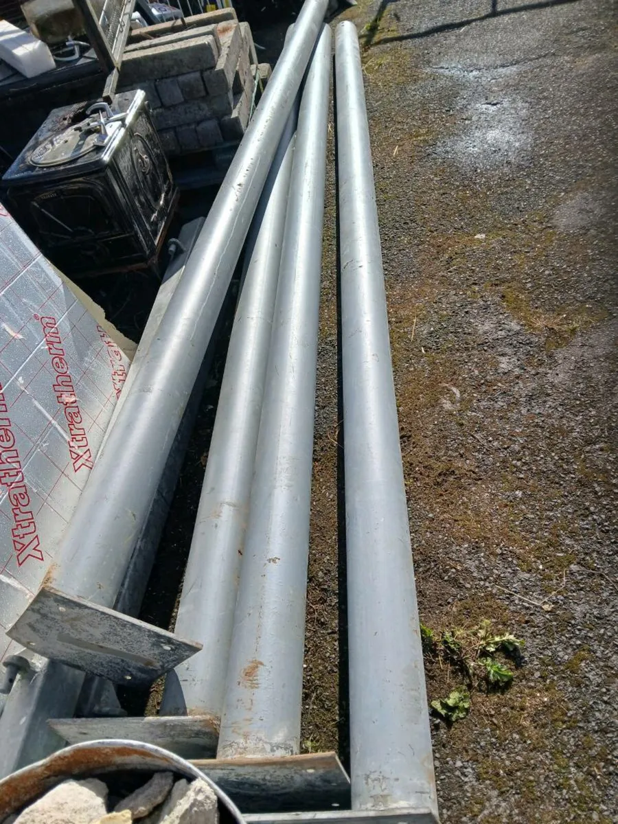 Poles  (uprites) - Image 4