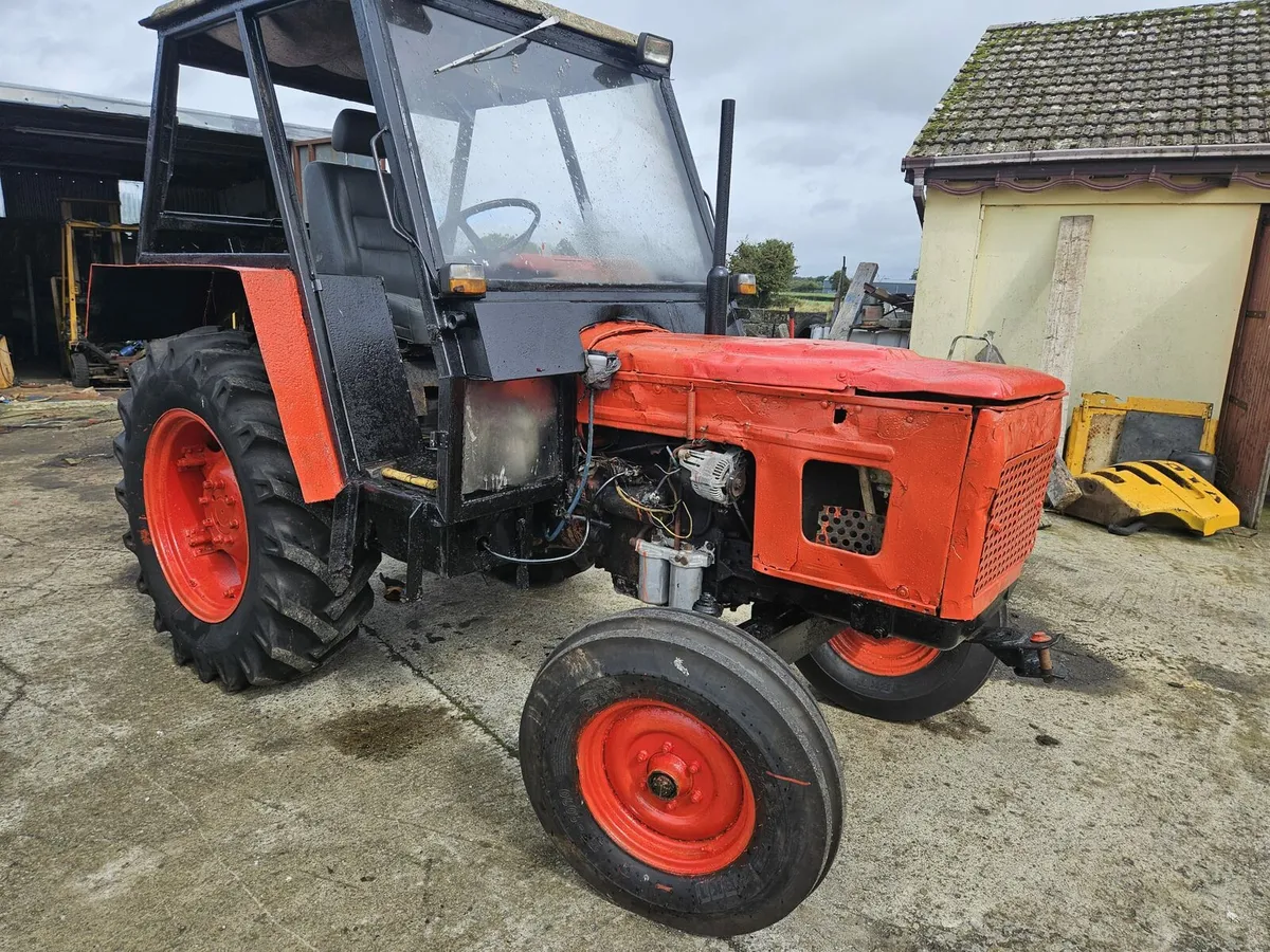 Zetor tractor - Image 2