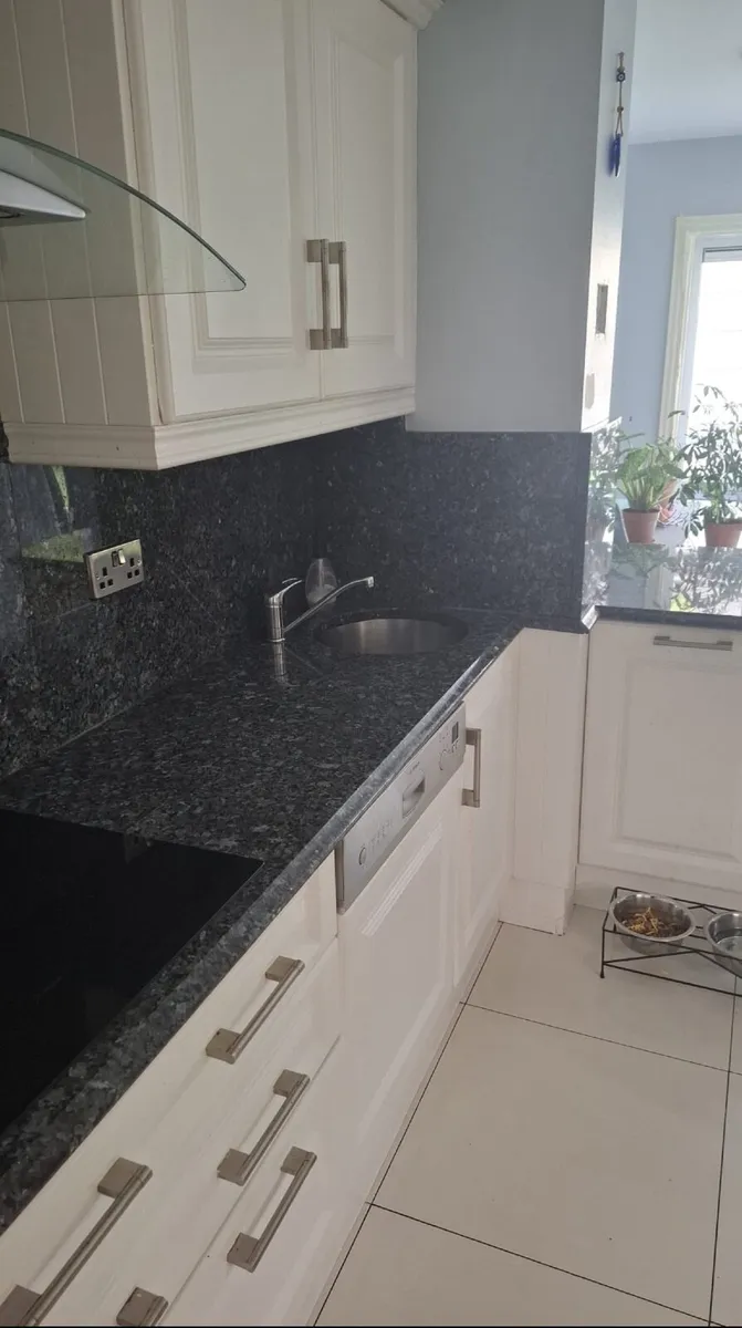 Kitchen - Image 3