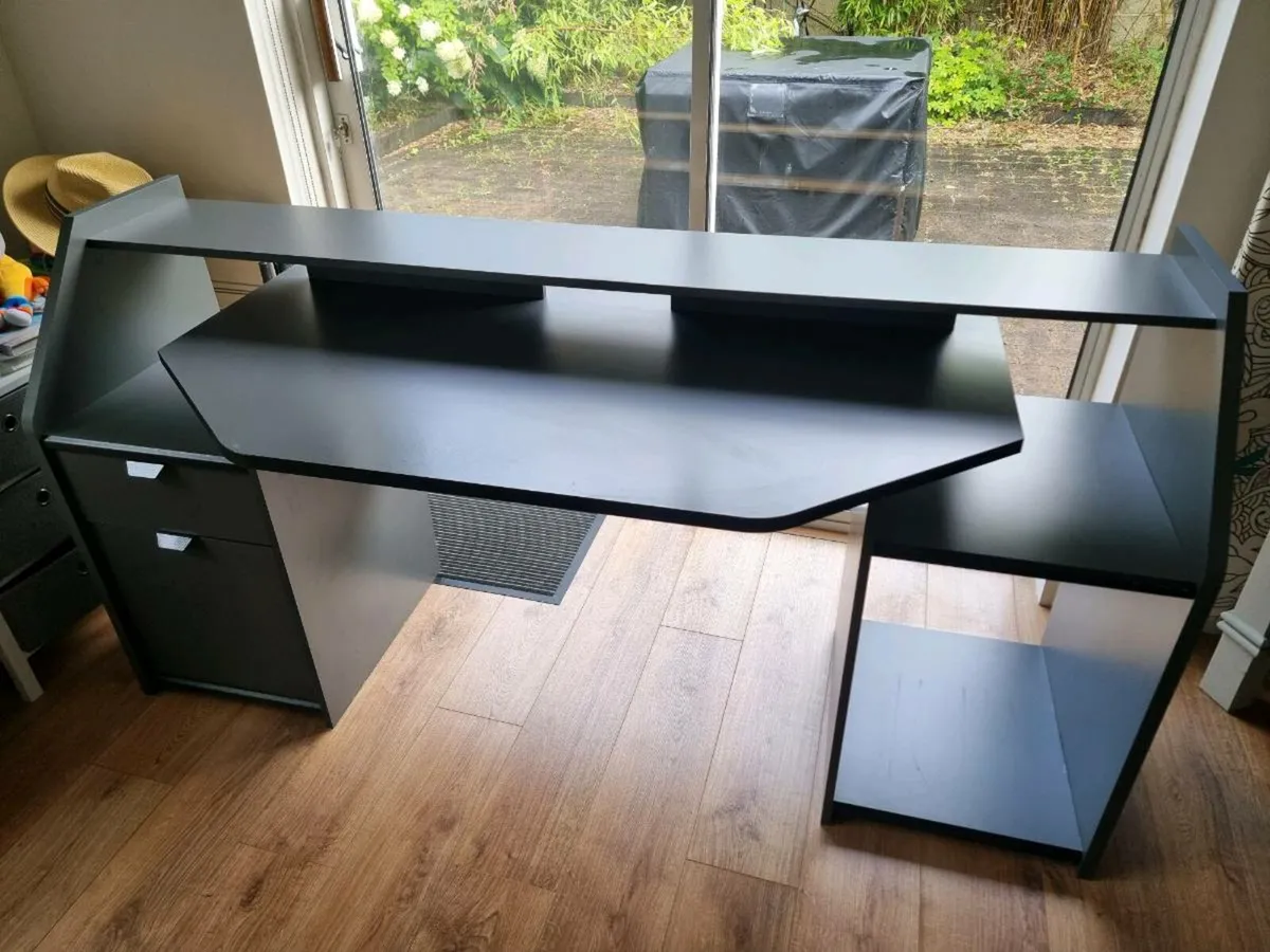Office/Gaming Desk - Image 2