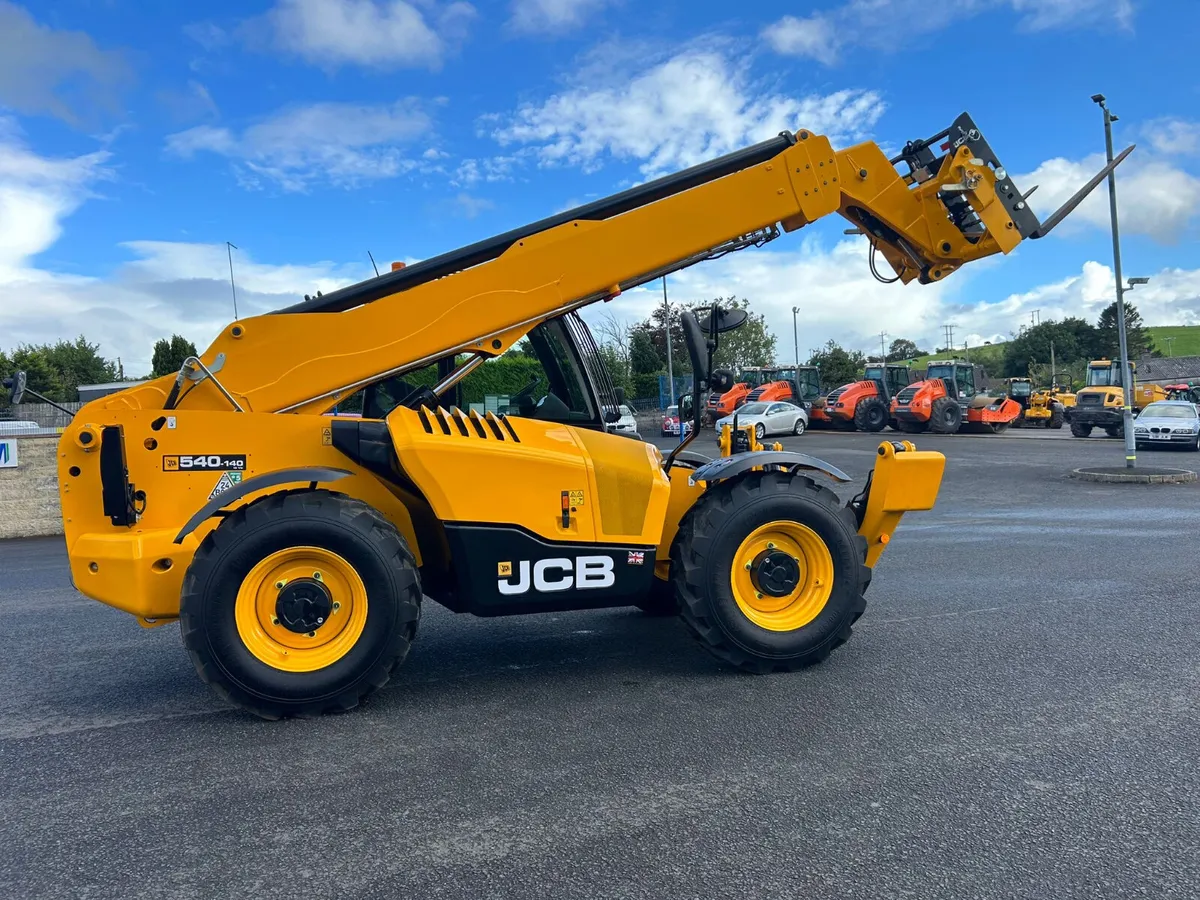 NEW 2025 JCB 540-140 Sway / AC / 3 Yr Warranty - Image 4
