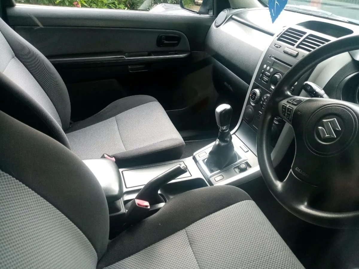 2007 Suzuki Vitara 1.6 petrol AWD - Image 3