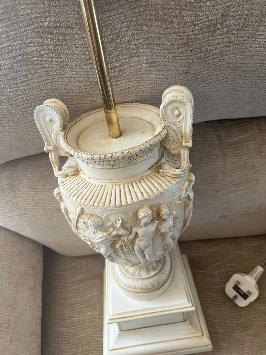 Thomas Blakemore Lamp - Image 4