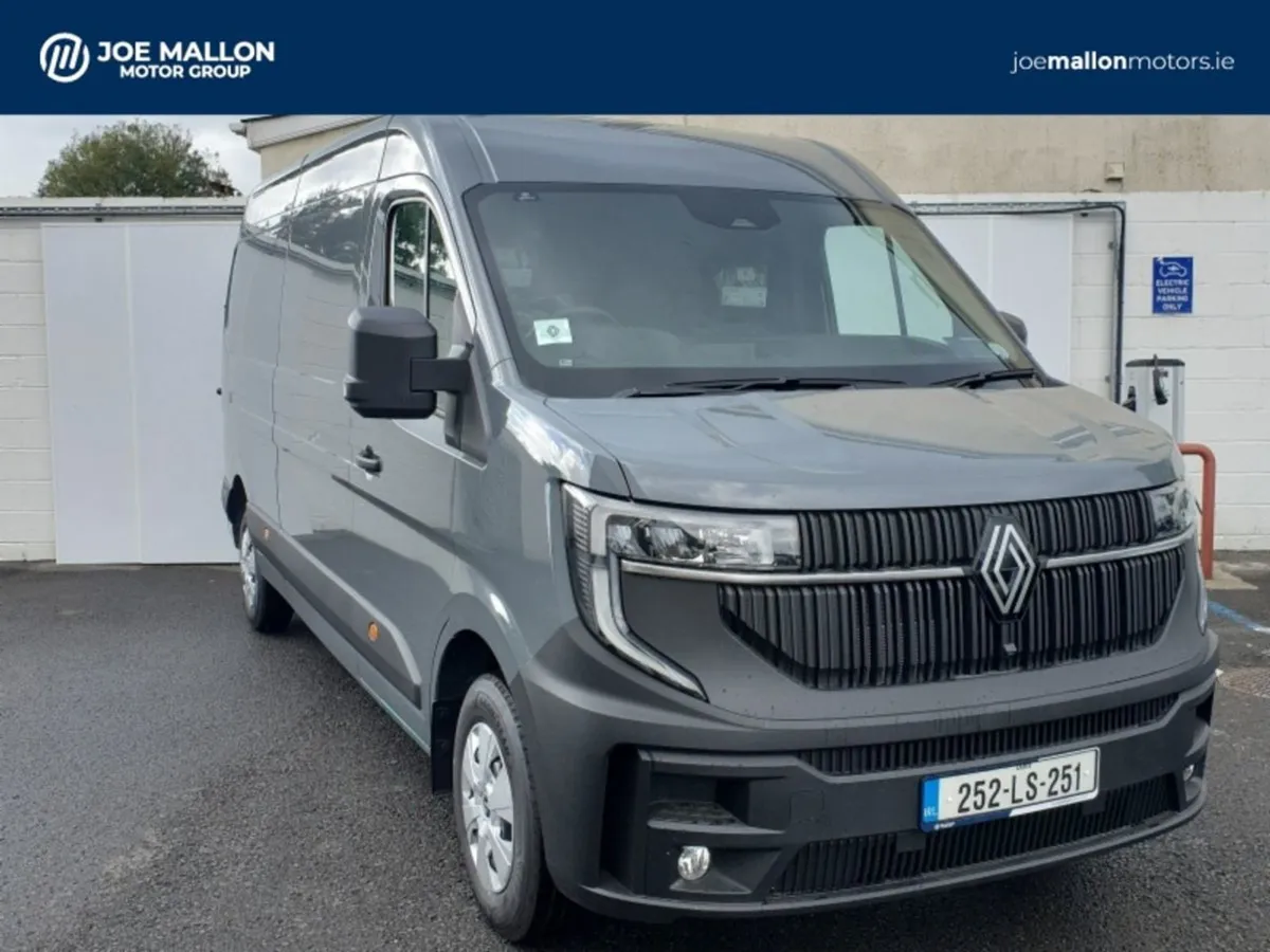 Renault Master Lm35 Advance 150BHP - Price Ex Vat - Image 1