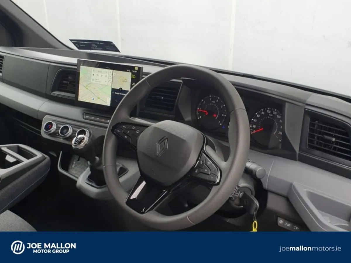 Renault Master Lm35 Advance 150BHP - Price Ex Vat - Image 4