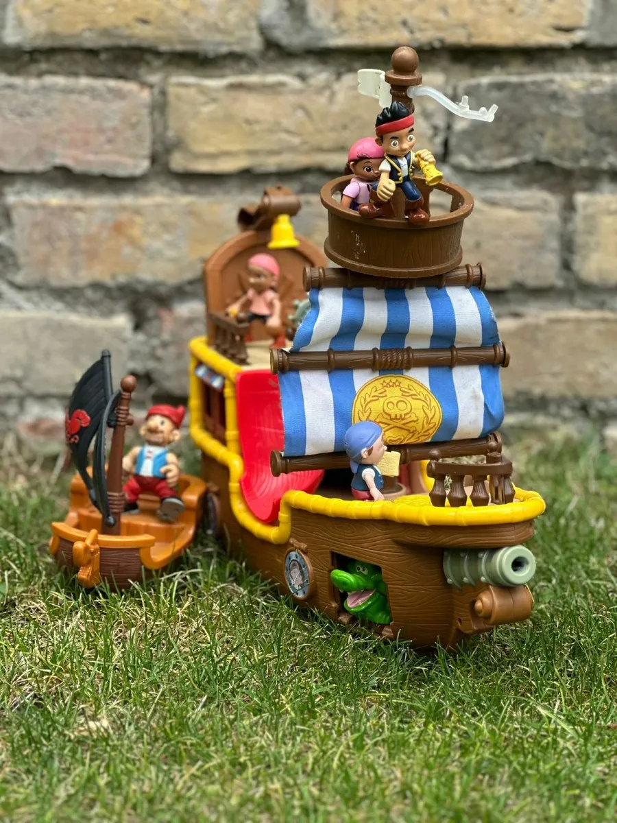 Kids toys and books - Image 1