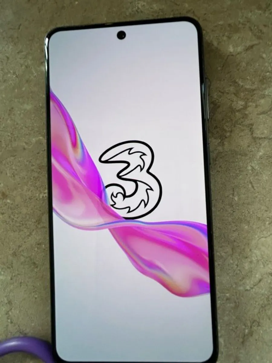 samsung S21 - Image 2