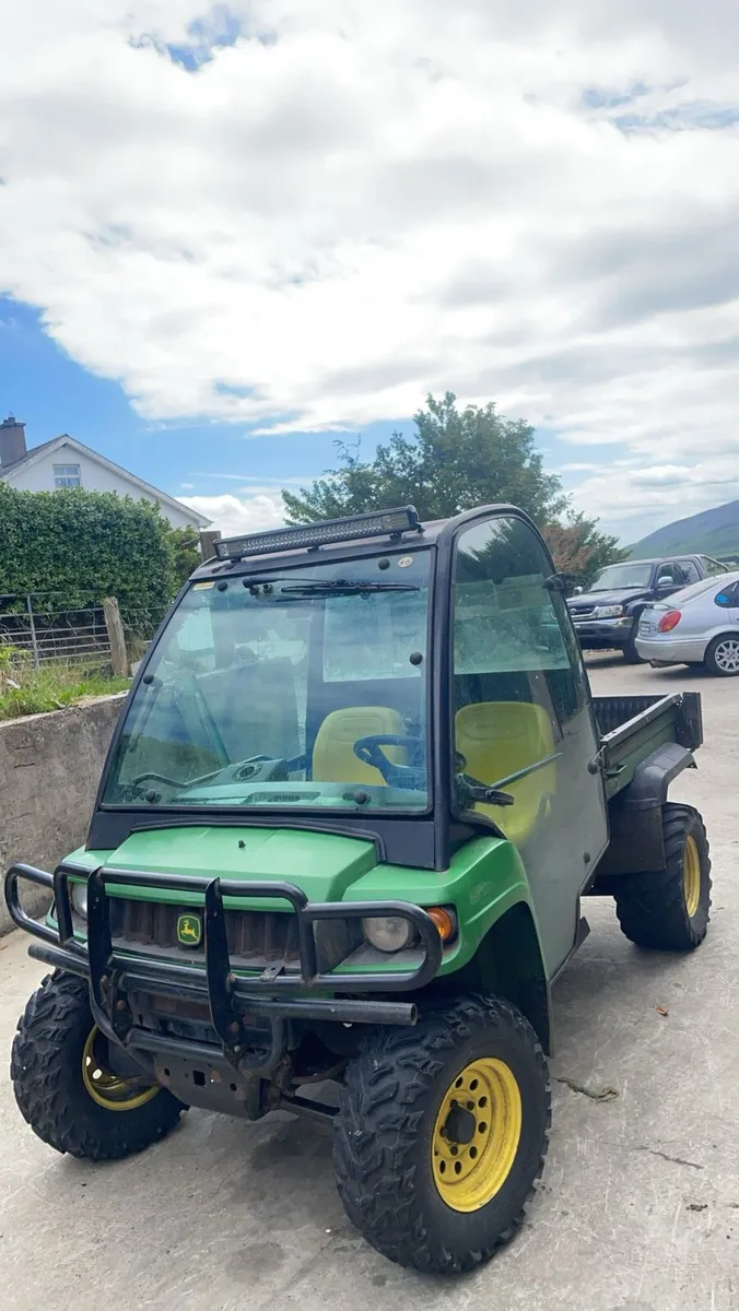 John Deere 850 gator - Image 1