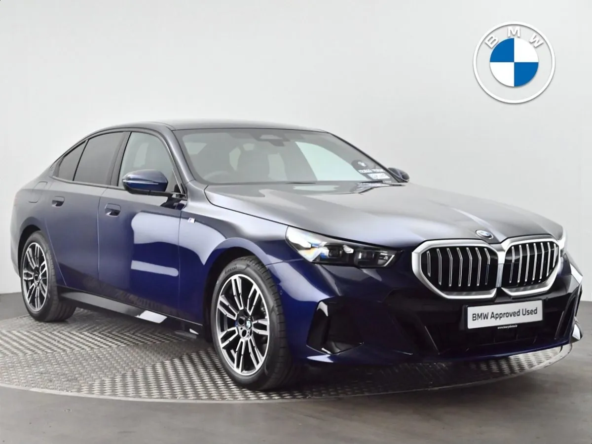 BMW 5 Series 520i M Sport Saloon - Image 1