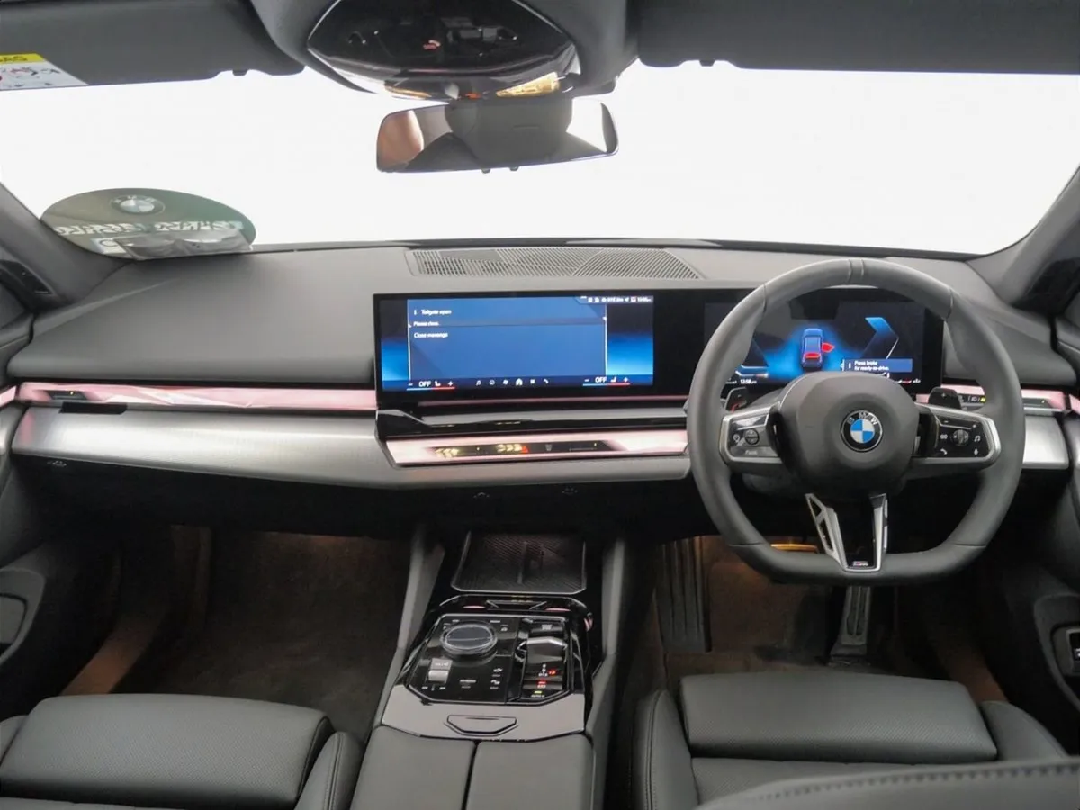 BMW 5 Series 520i M Sport Saloon - Image 4