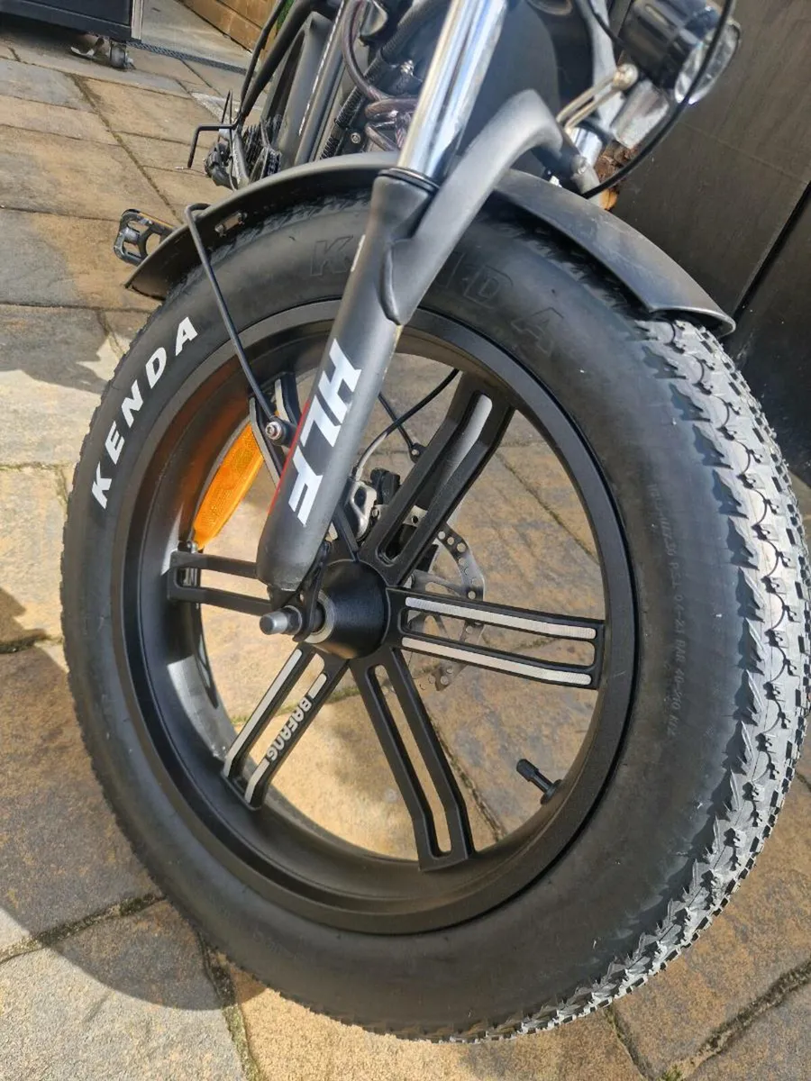 Whale foldable Electric bike priced to sell - Image 3