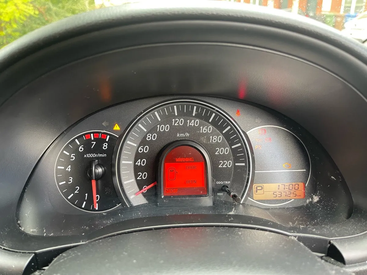 Nissan Micra Automatic Low mileage 2016 - Image 4