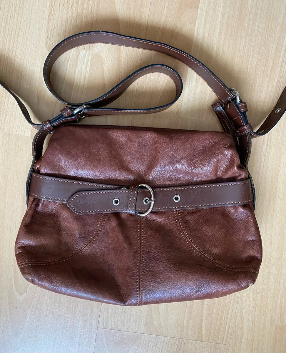 Gianni Conti Leather Shoulder Bag - Image 1