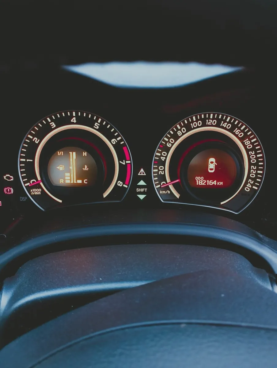 Toyota Corolla 2010 - Image 3